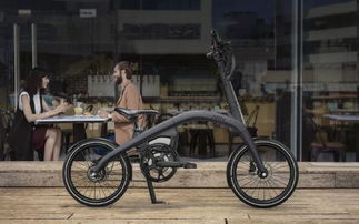 8點(diǎn)1氪 雷軍 小米9絕對不便宜 抖音上線首款小游戲 故宮 目前沒有夜場增票消息